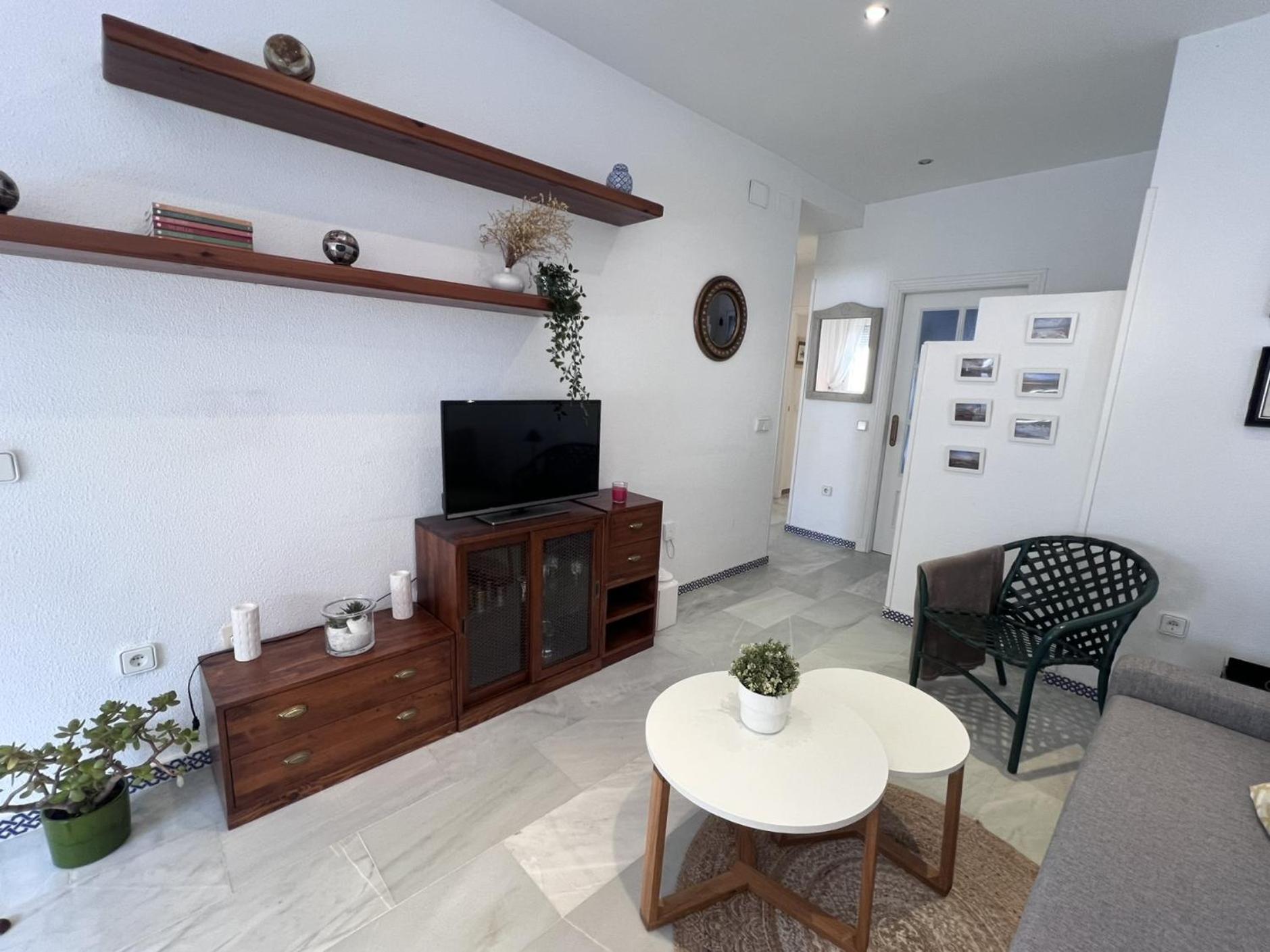 Empul Costa Sancti Petri Apartment *